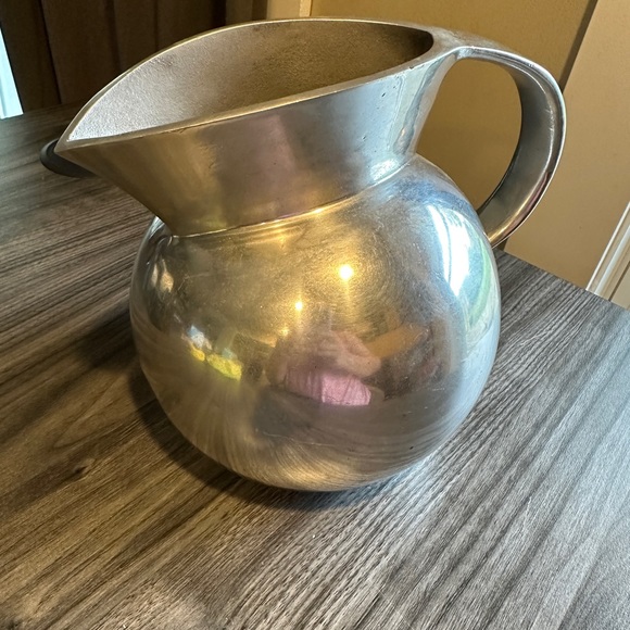 1980s Brass Metal Serving Jug by Tisdale Rwp - Picture 2 of 8